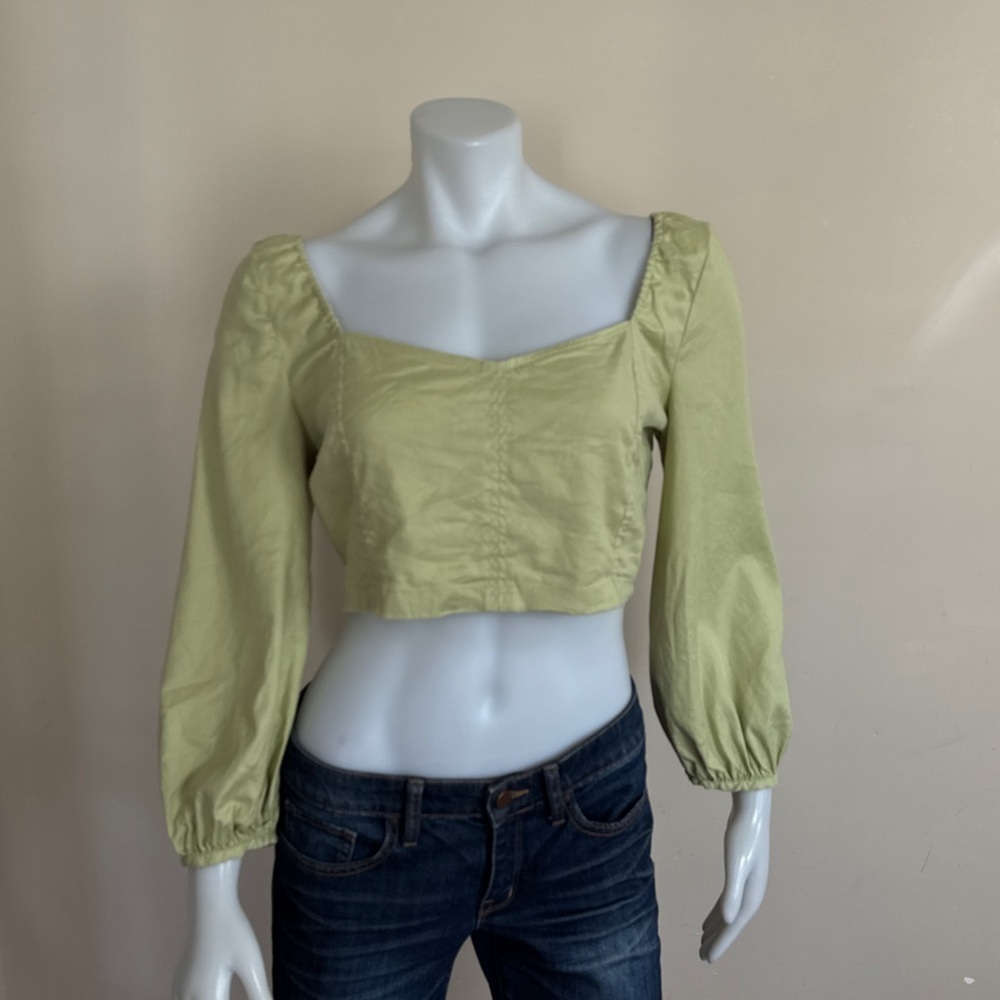 Babaton - Hadwyn Blouse. Cropped puff-sleeve blouse in Pistachio green. Large - Picture 8 of 10